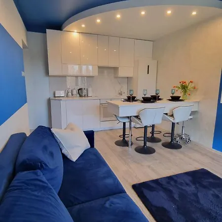 Blue شقة